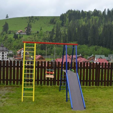 Panskyi Kut Villa Boekovel Buitenkant foto