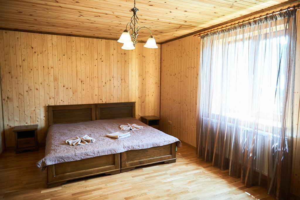 Panskyi Kut Villa Boekovel Buitenkant foto